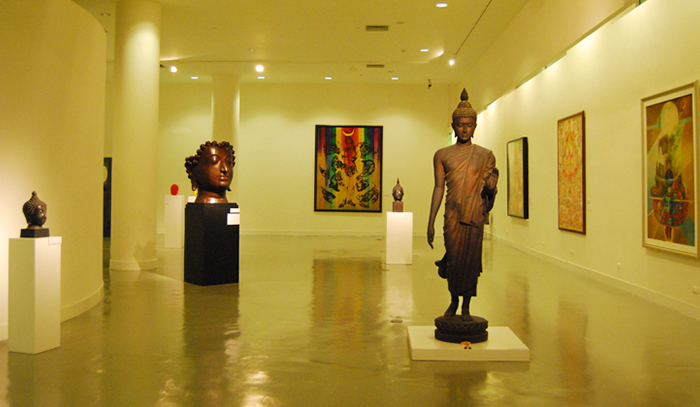 曼谷文化艺术中心 – Bangkok Art & Culture Centre