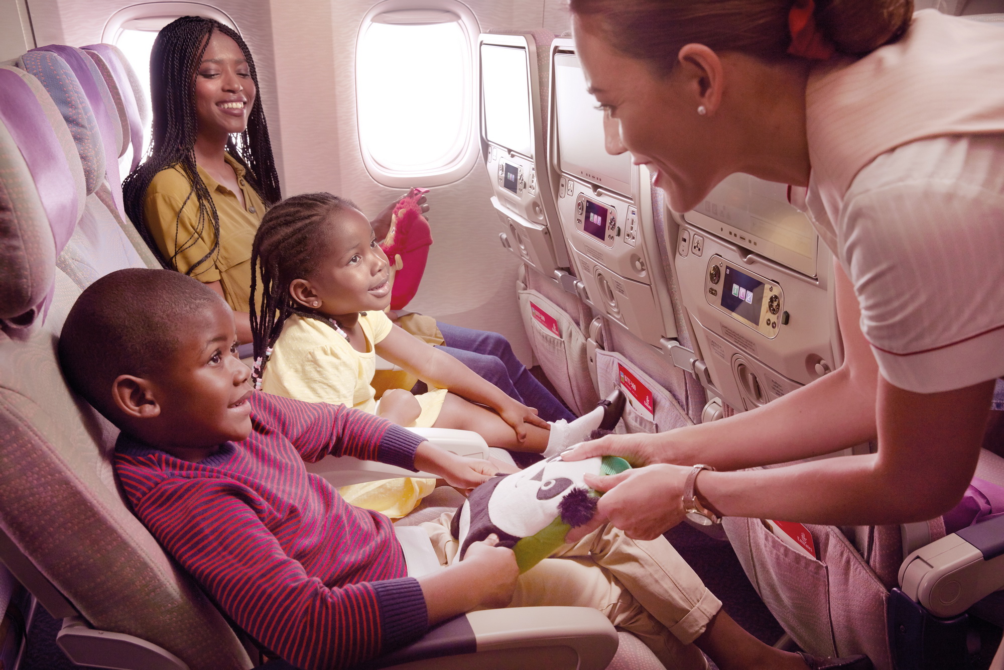 “Kids Fly Free” Travel Deals and Services