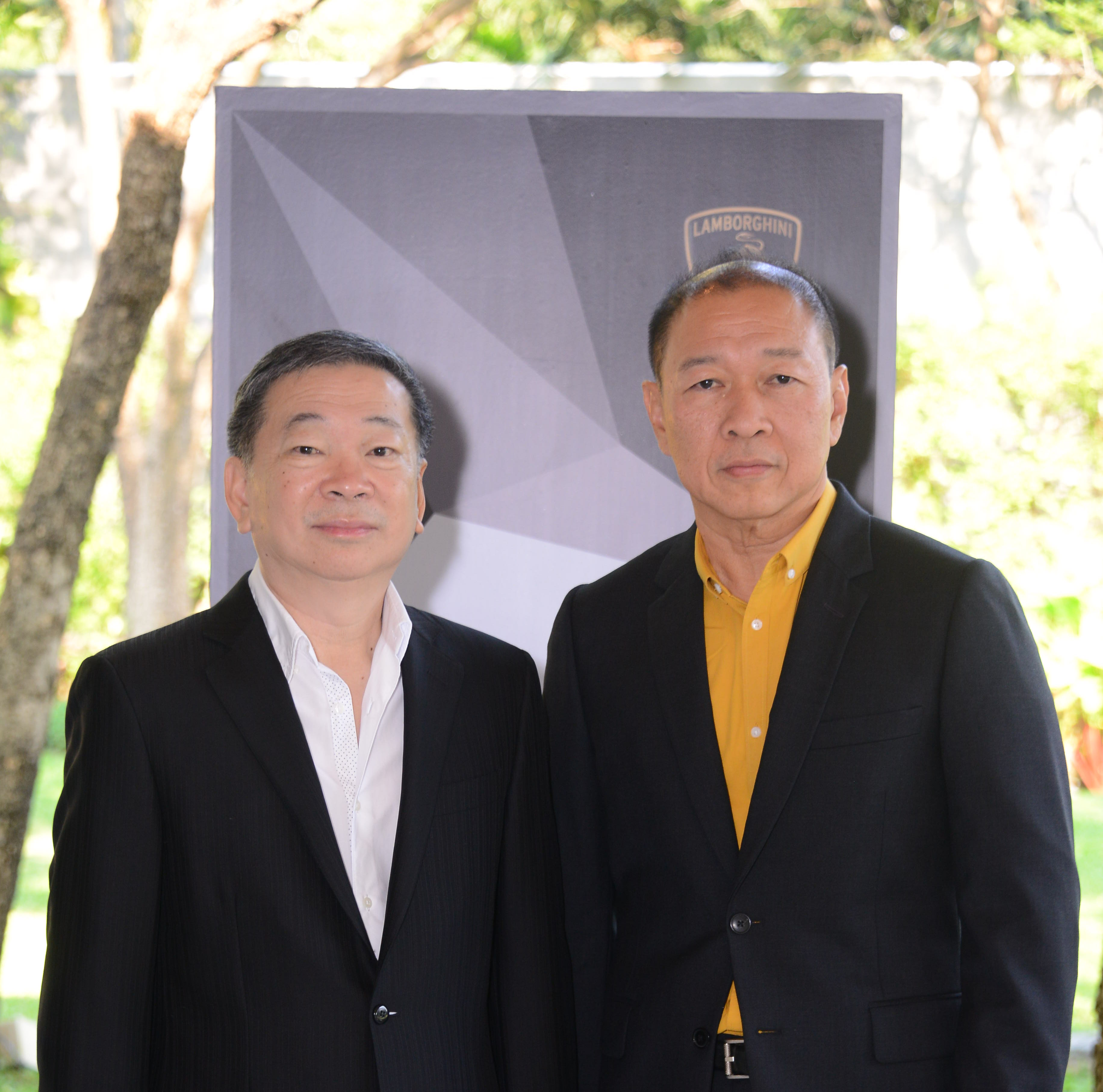 Mana Trongkamolthum, President, and Thanong Leeissaranukul, Vice President- Lamborghini Club Thailand