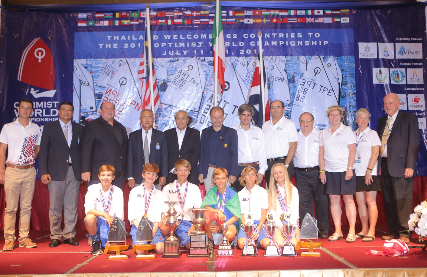 New World Youth Sailing Champions honoured at end of Regatta Optimist World Championship 2017
